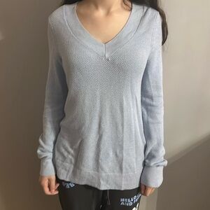 Small GAP sweater. Worn once, V Neck. In great condition,